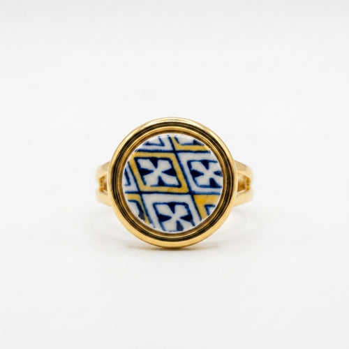Bague avec céramique revalorisée