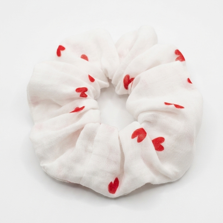 Chouchou cheveux femme en coton coeur rouge • Tendance et Pratique