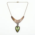 Collier labradorite jaune et violette, motif serpent