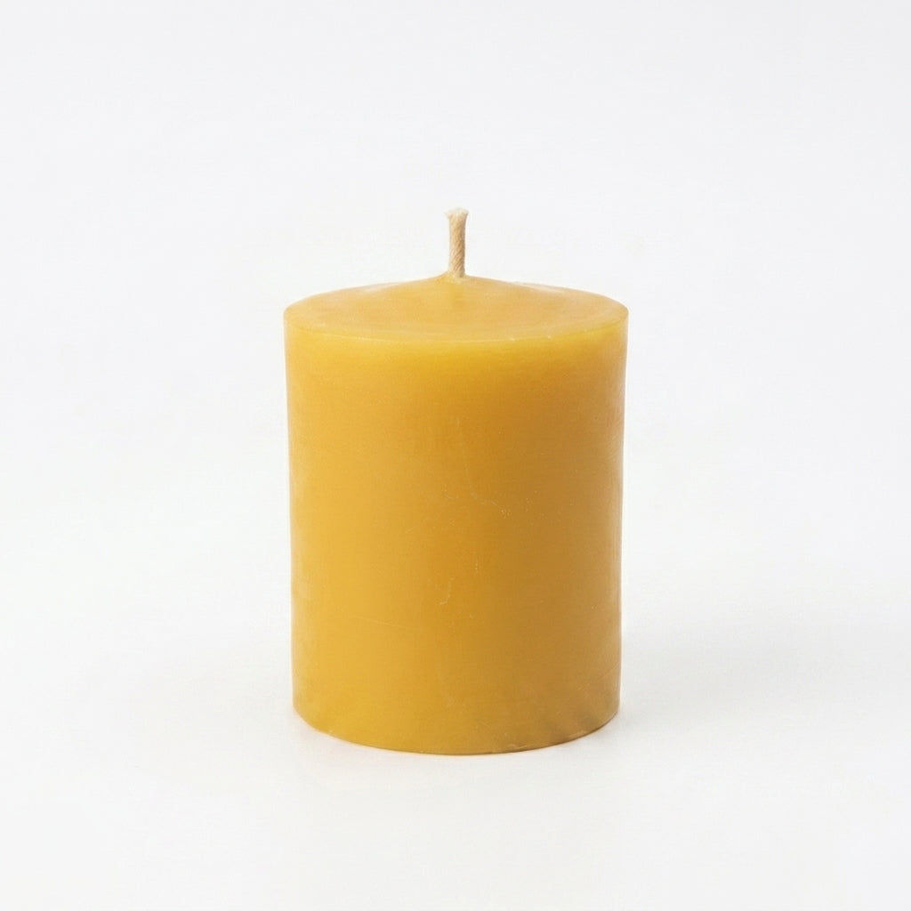 Lot de 4 Bougies Bienfaitrices "Votives" en cire d'abeille (2 blanches / 2 jaunes)