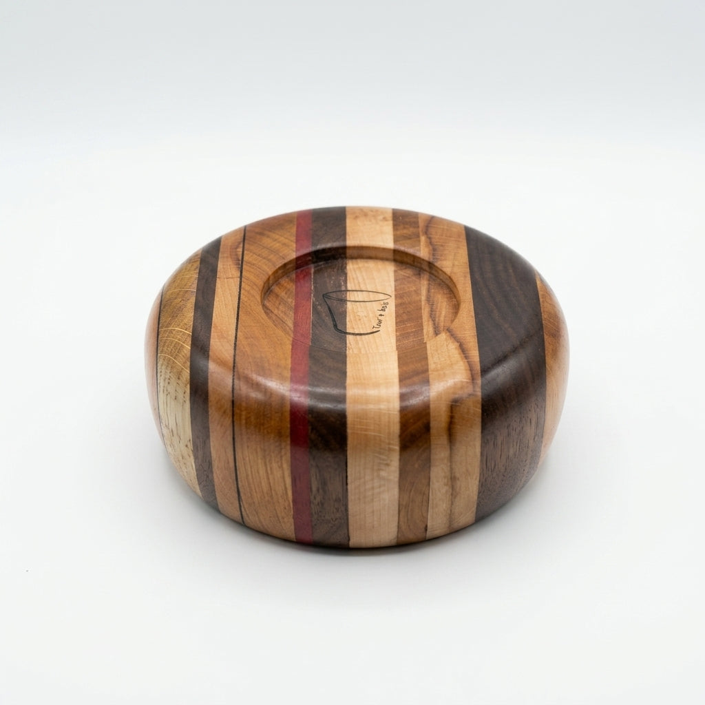 Petit bol en bois tourné