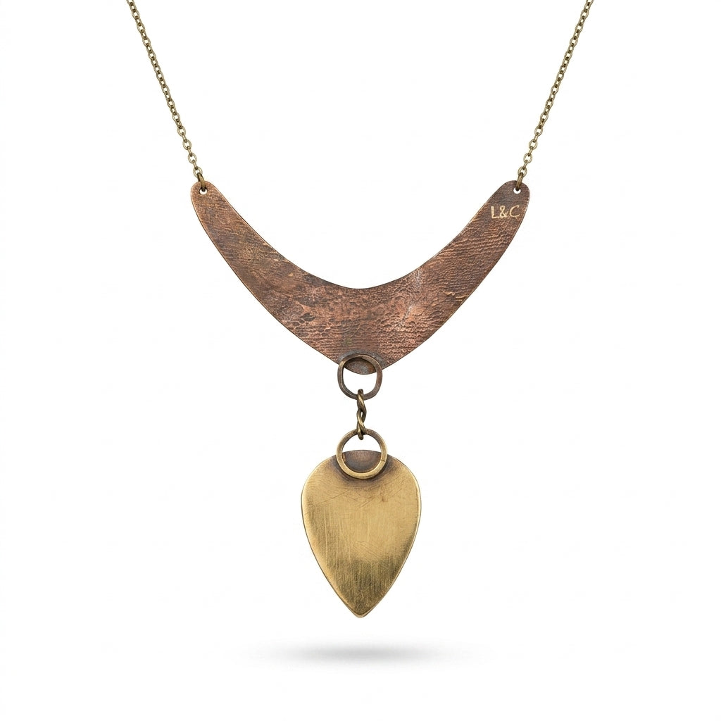 Collier labradorite jaune et violette, motif serpent